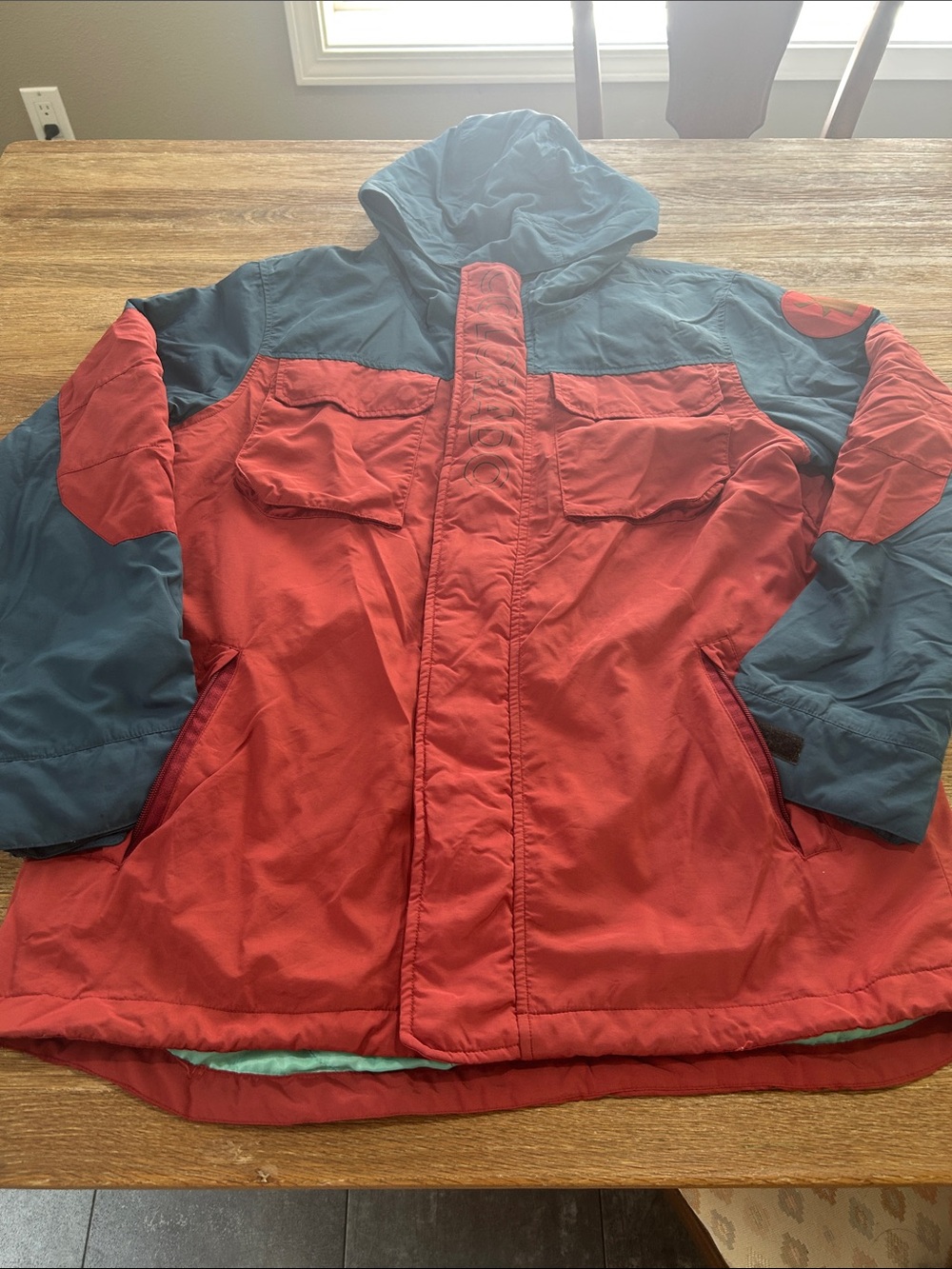 ✌️Super rare Dutch Bros Colorado Colorblock Puffer Size Medium
